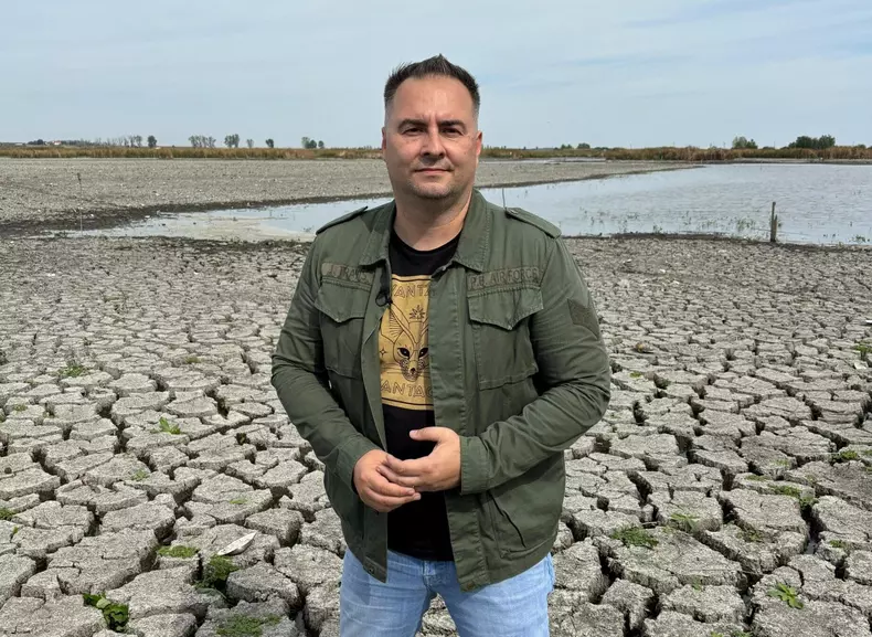 Rareș Năstase prezintă ancheta „Țara apelor pierdute”