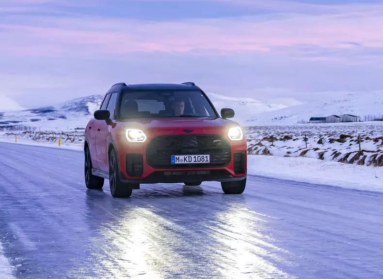 P90536146_highRes_mini-countryman-s-al