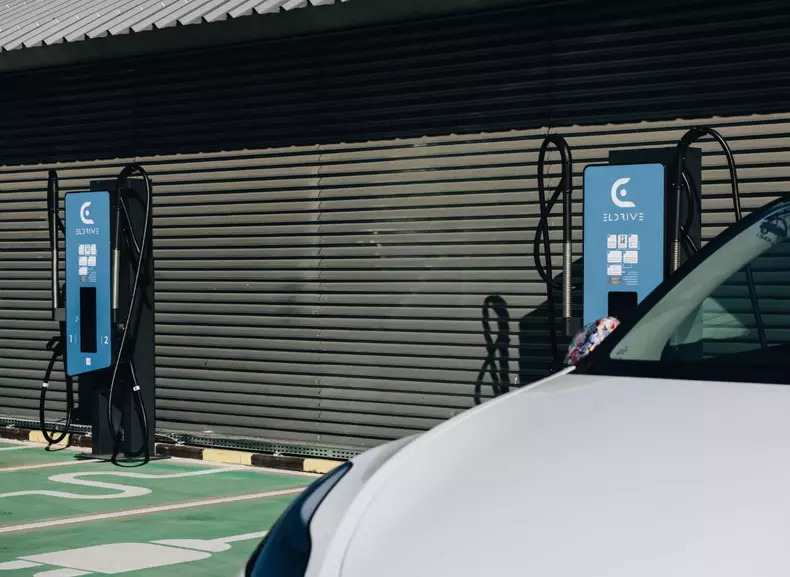 Statie DC Eldrive Romania (foto – Eldrive Romania) 04