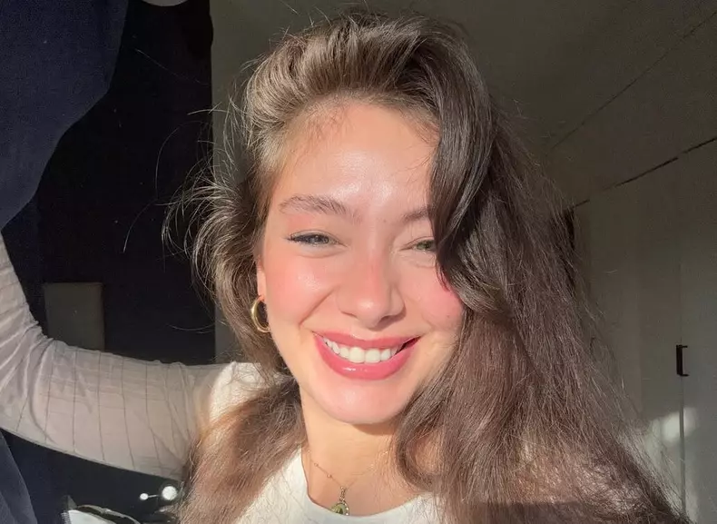 Neslihan Atagül radiază în noile imagini cu burtica de gravidă (13)