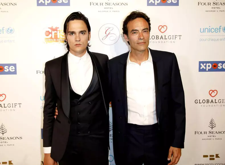 Copii-Alain-Delon-5-1024x748