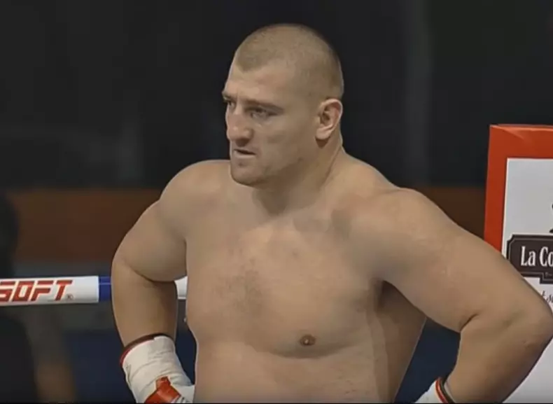 image-2015-12-14-20665671-70-catalin-morosanu