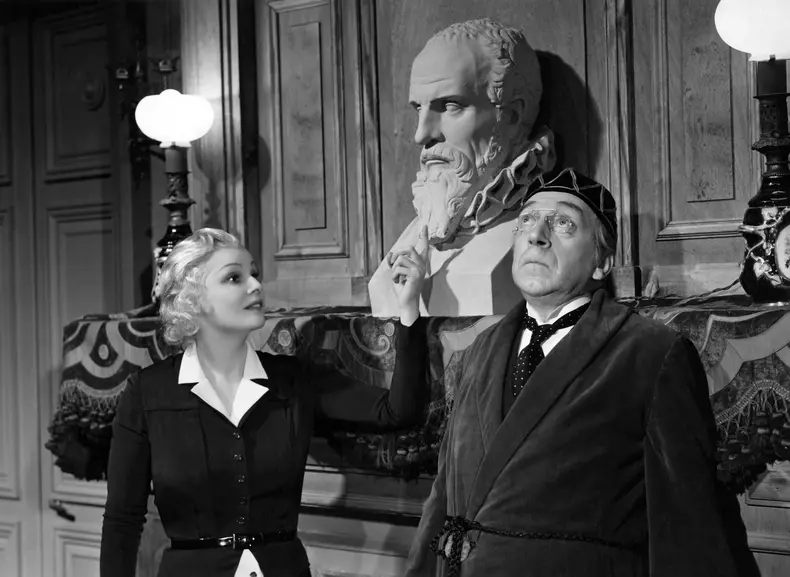 LA PRESIDENTE (1938)
