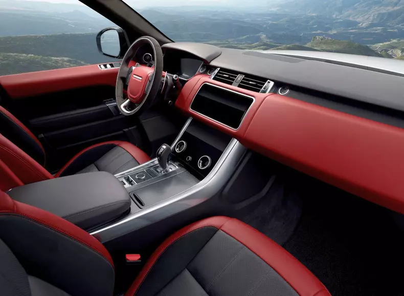 Range Rover Sport HST 14