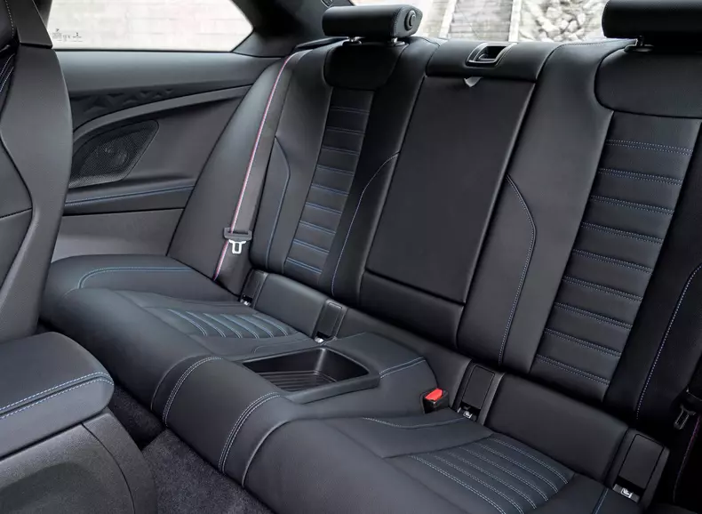 BMW-M240i_xDrive_Coupe-2022-1600-93