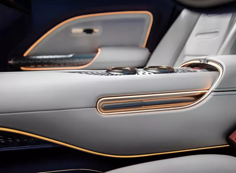 Mercedes-Benz-Vision_EQXX_Concept-2022-1600-21