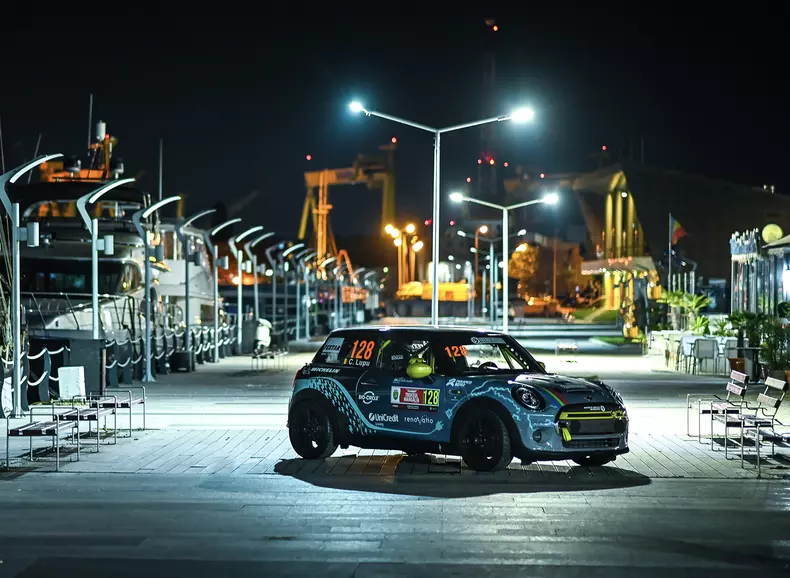 P90462975_highRes_mimi-evo-first-roman