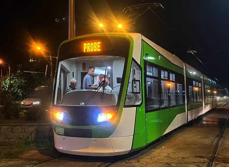 Club feroviar_01_probe-cu-tramvaiul-Astra-Imperio-1