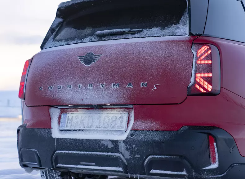 P90536104_highRes_mini-countryman-s-al