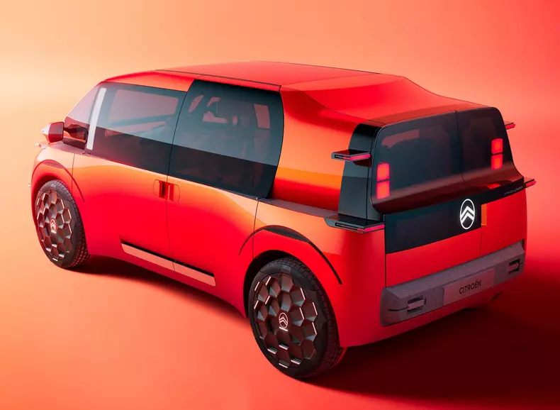 Citroen-ELO_Concept-2025-Rear_Three-Quarter.6990dd02