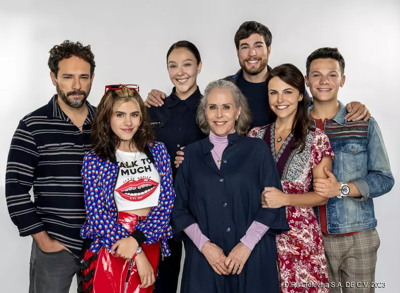 Actorii din Dragoste de neinvins, noul serial de la Acasa TV