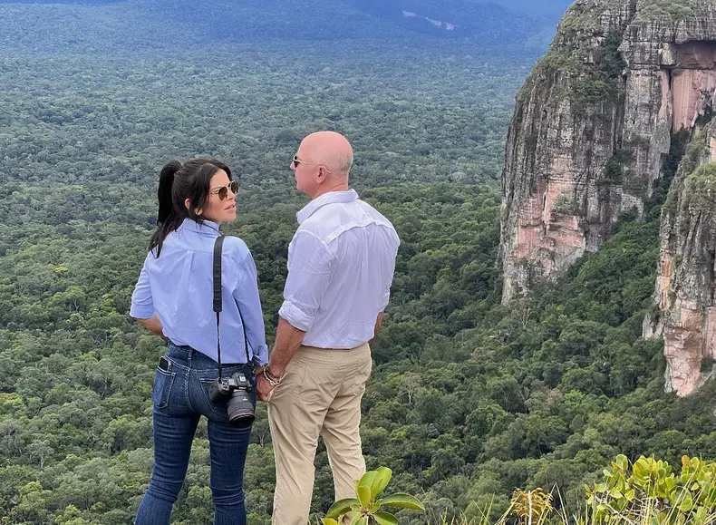 Jeff Bezos iubita Lauren Sanchez