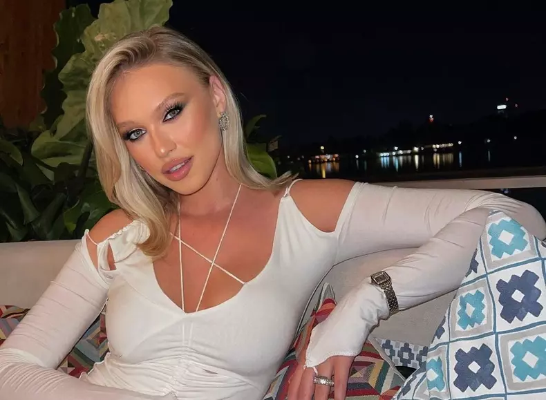 Gina Chirilă i-a pus inima pe jar lui Leonardo DiCaprio. Actorul a curtat-o la Festivalul de Film de la Cannes