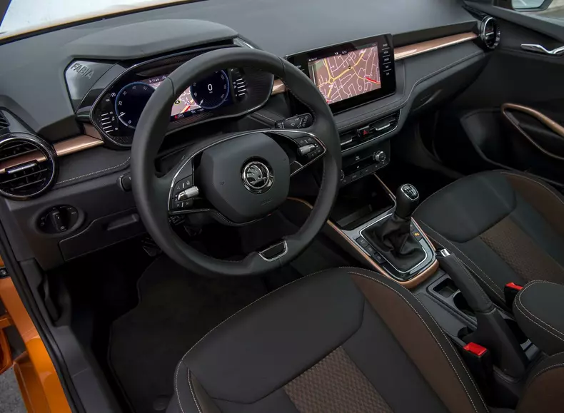 Skoda-Fabia-2022-1600-86