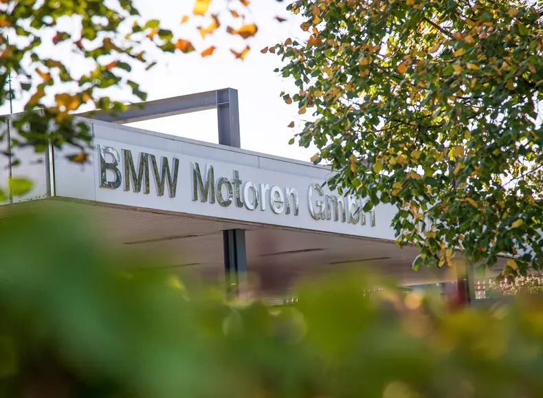 P90468770_highRes_bmw-group-plant-stey