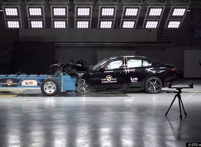 web_P90535736_highRes_top-international-ma