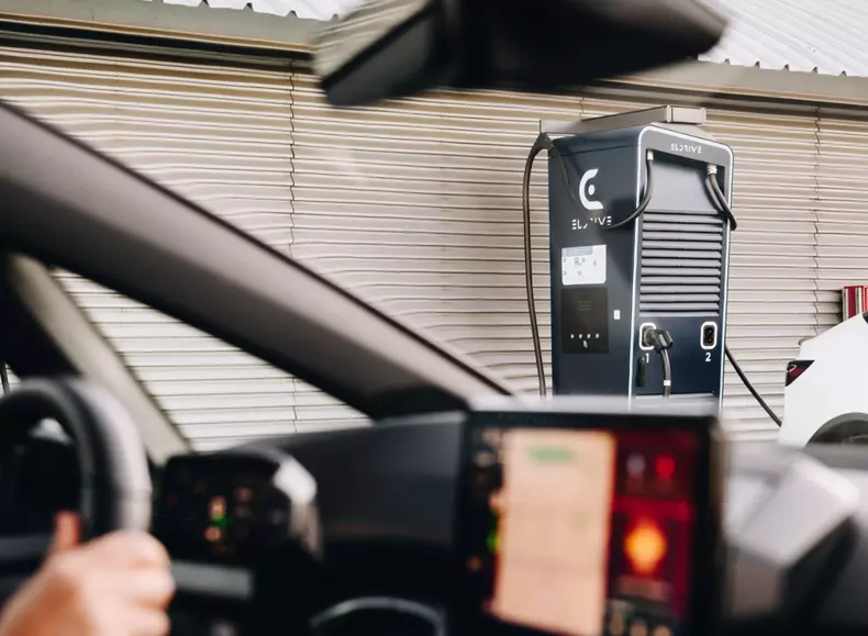 Statie DC Eldrive Romania (foto – Eldrive Romania) 02