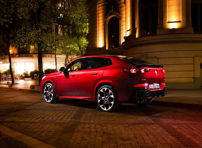 P90546229_highRes_nightdrivero-photo-e