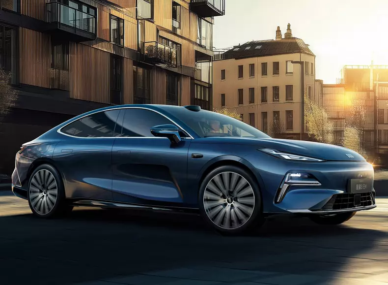 Geely-Galaxy_Starshine_8_EM-2026-HD-84e215471baea84281fa5c4fdb97f01003ae90bef