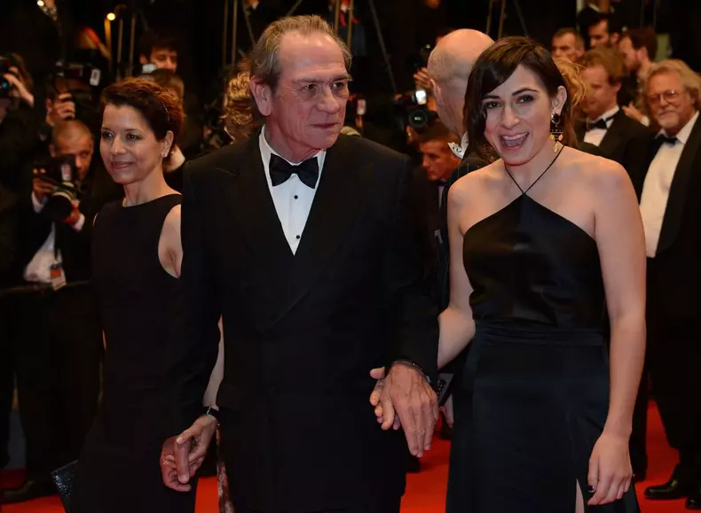 Tommy Lee Jones și fiica sa Victoria, la premiera filmului The Homesman, Cannes 2014