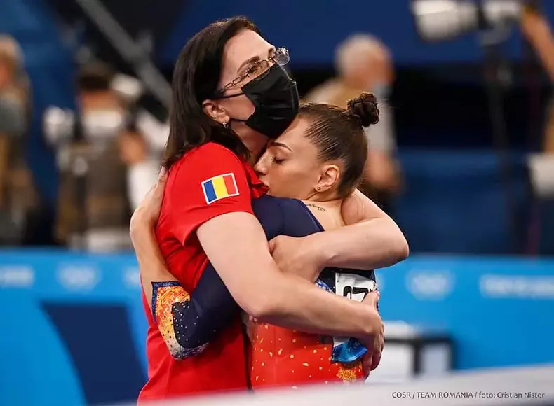 Larisa-Iordache-1
