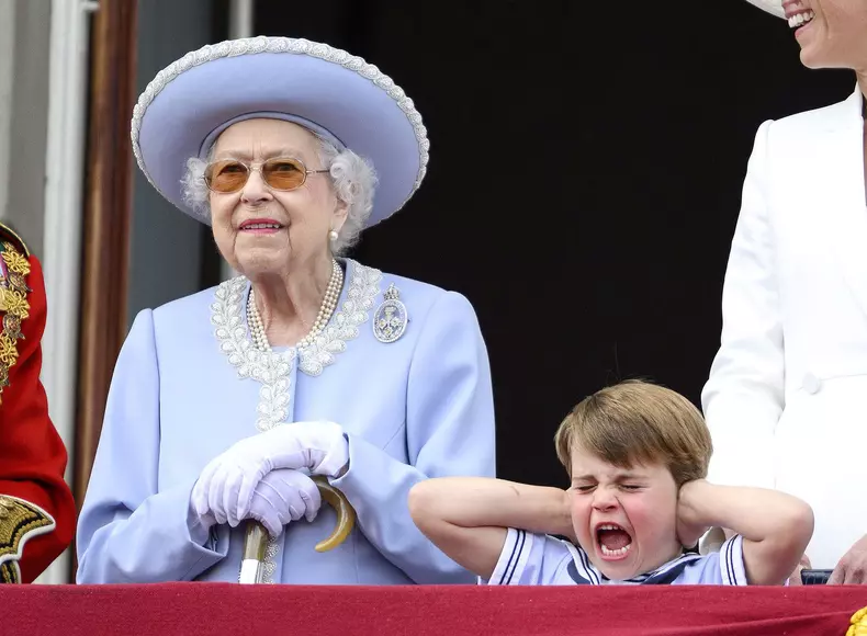 Kate Middleton n-a reușit să îl stăpânească pe Prințul Louis. Micuțul a furat din nou spectacolul la Jubileul de Platină