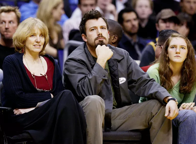 Affleck 8 X