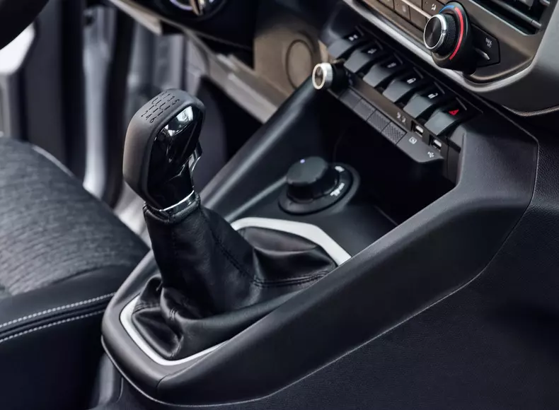 Peugeot-Landtrek-2021-1600-84