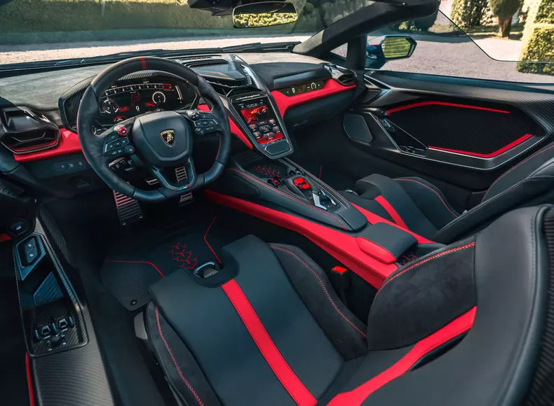 Lamborghini-Fenomeno_Roadster-2027-HD-2671f2be1c45c988eb7dba2c0190e271a52fe3e1a