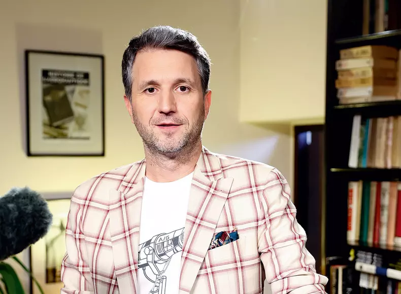 Andi-Moisescu-Olivia-Steer-8-2