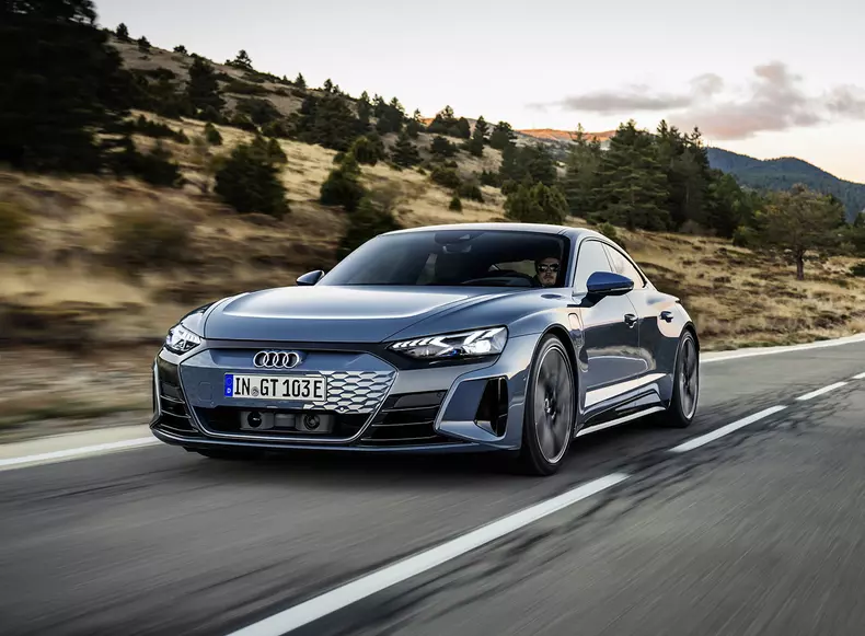 Audi e-tron GT quattro