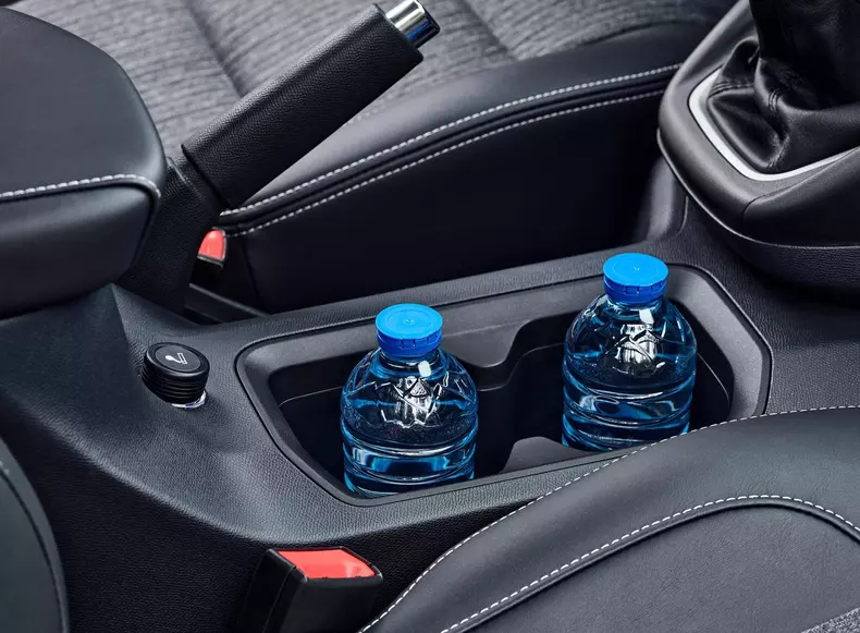 Peugeot-Landtrek-2021-1600-97