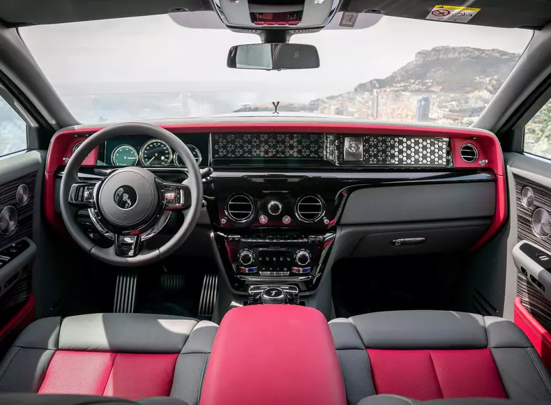 Rolls-Royce-Phantom_Series_II-2023-1600-4c