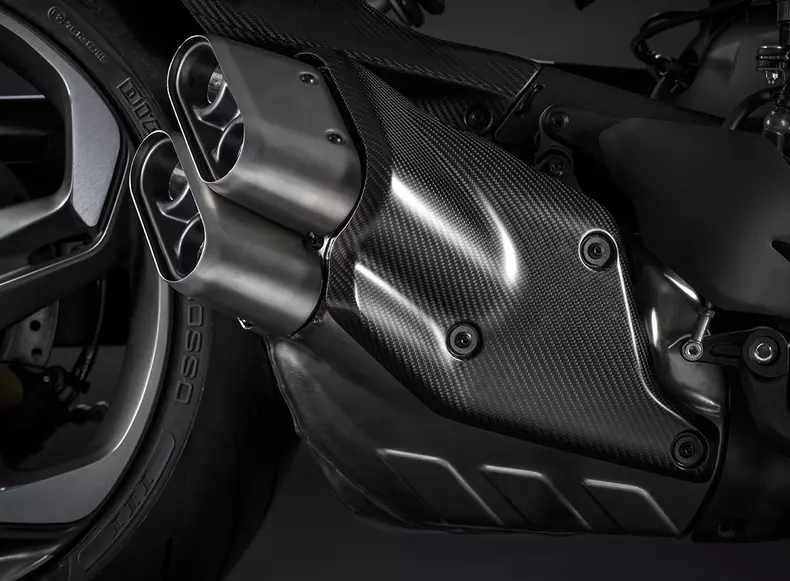 web_Ducati-Diavel-V4-for-Bentley-DWP24-Overview-gallery-1920×1080-12