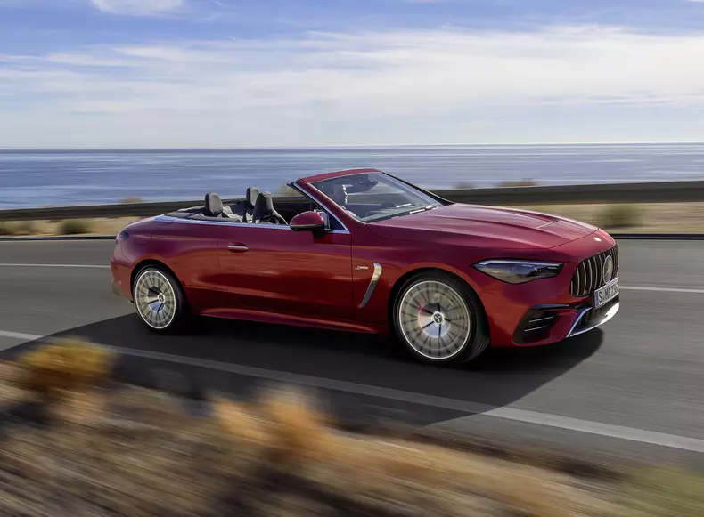 Das neue Mercedes-AMG CLE 53 4MATIC+ Cabriolet

The new Mercedes-AMG CLE 53 4MATIC+ Cabriolet