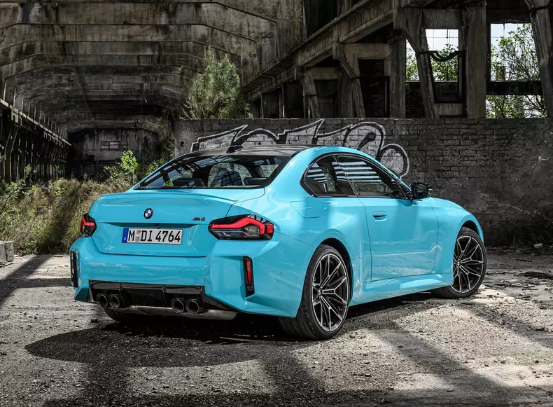 BMW-M2_with_M_xDrive-2027-HD-12811da51c4c29f9e96182d81a0bd45fe809e3adc