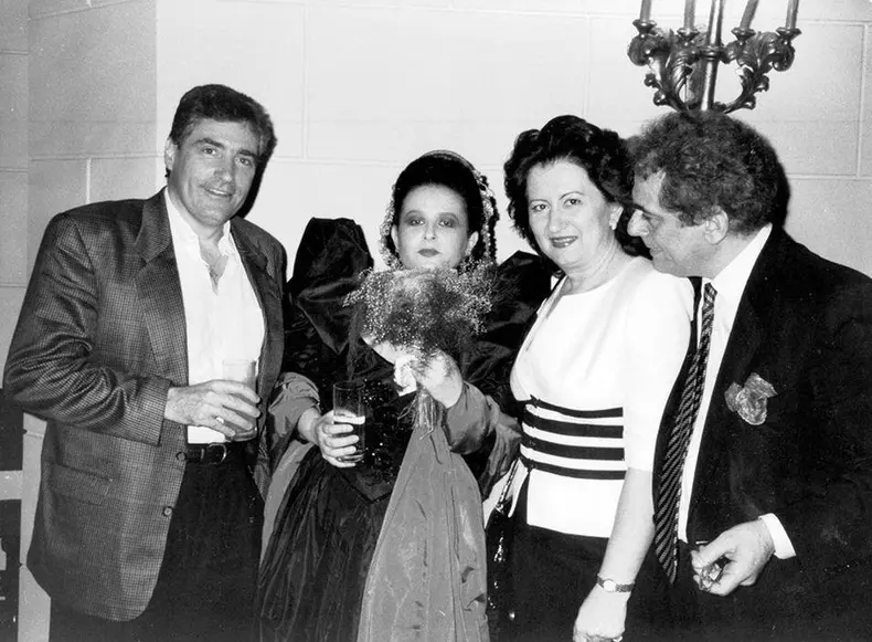 Mioara-Roman-tinerete-9