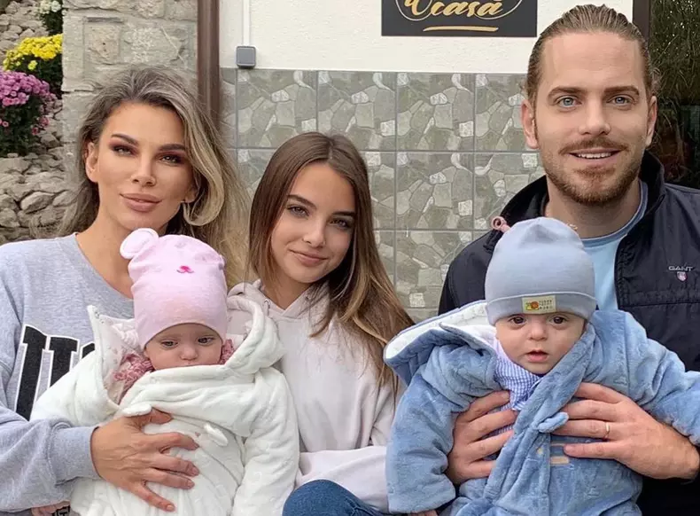 Alina-Laufer-la-spital-cu-bebelusul-de-numai-8-luni