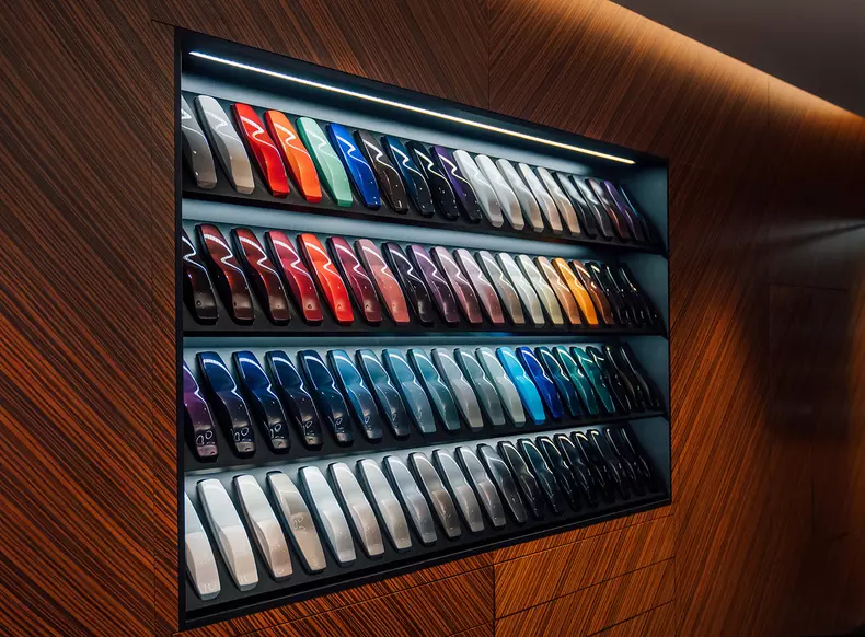 web_P90535740_highRes_rolls-royce-sunningd