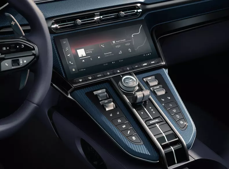 Aston_Martin-Vantage_Roadster-2026-HD-edc1eeb31b9b133633ef46e658f941eca2a0ecbda