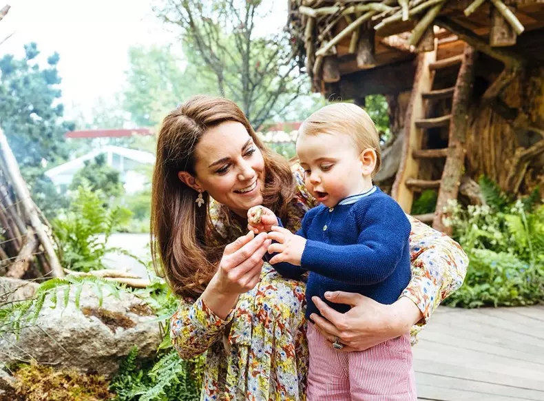 Kate Middleton și prințul Louis