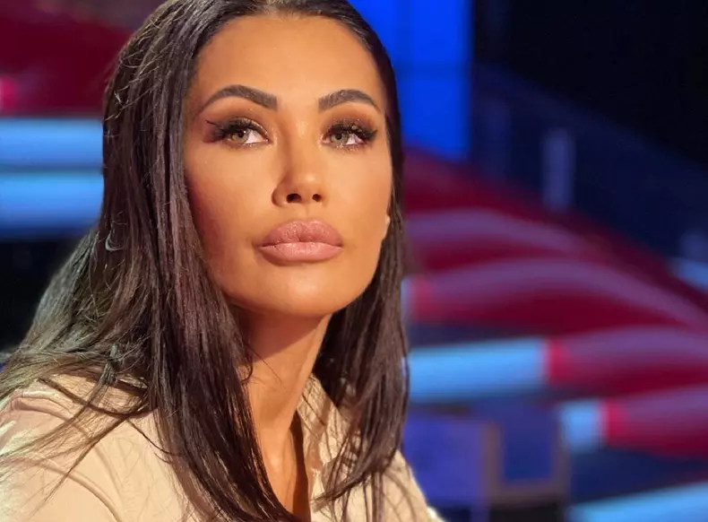 cum-s-a-imbogatit-oana-zavoranu-in-2021-2