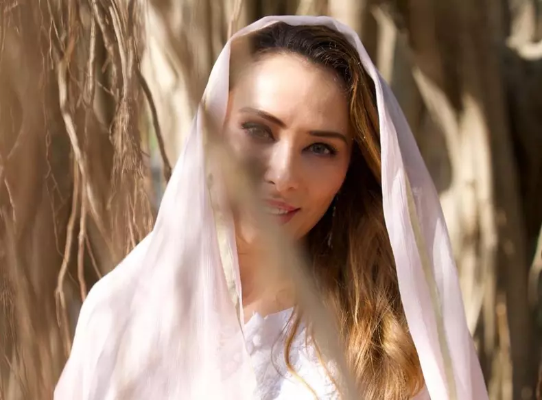 Cu cine și-a petrecut Iulia Vântur ziua de naștere. Vedeta de 41 de ani a fost departe de Salman Khan (5)