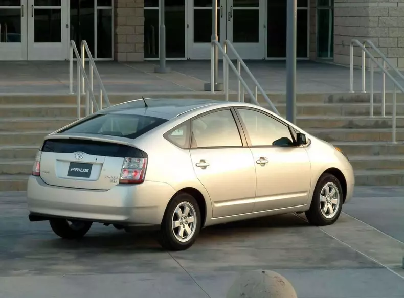 Toyota Prius 2