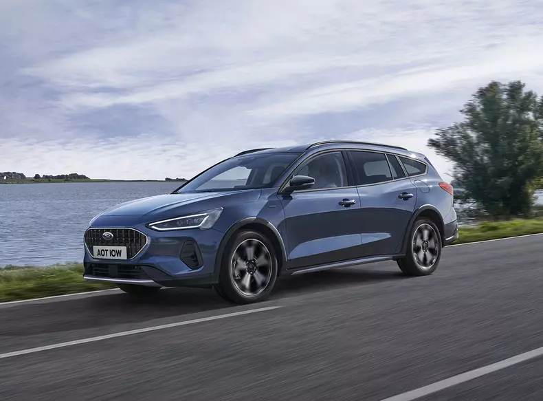 Ford Focus Redefined with Upgraded Connectivity, Energising Elec