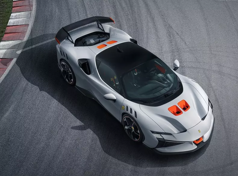 Ferrari-SF90_XX_Stradale-2024-1600-01