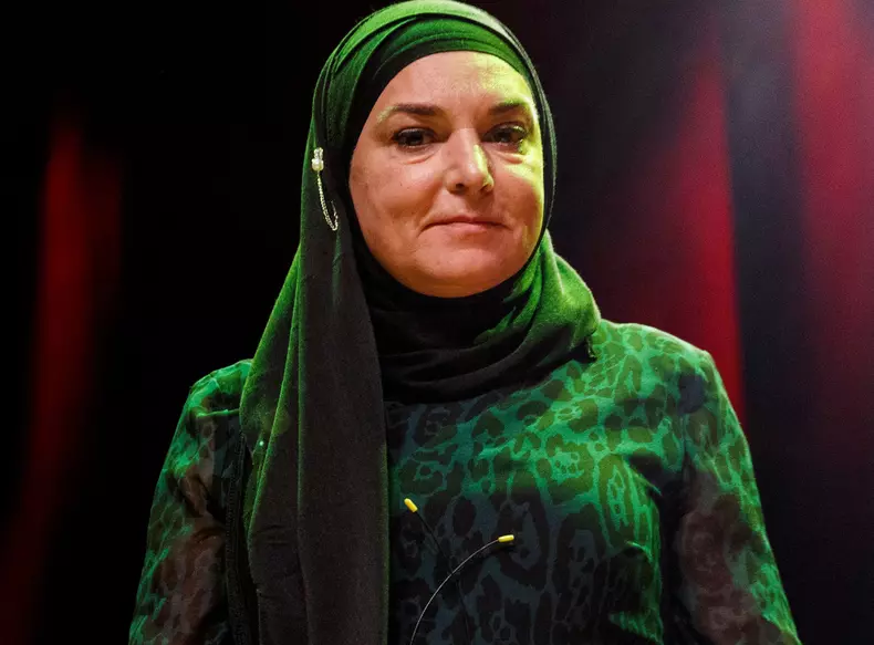 sinead-oconnor-dead-sinead-o-connor-dead-sinead-oconnor-net-worth-sinead-o-connor-net-worth
