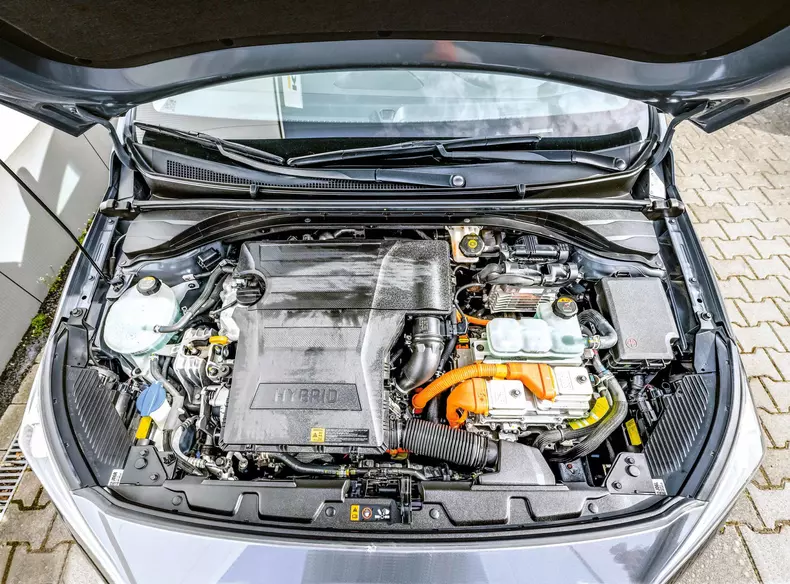 220314_OTA5477_AB_Hyundai-Ionic-Hybrid_04.22cOlaf-TammFOTO