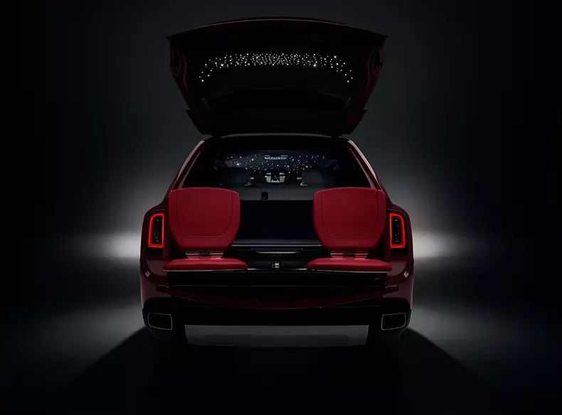 P90489983_highRes_cullinan-inspired-by