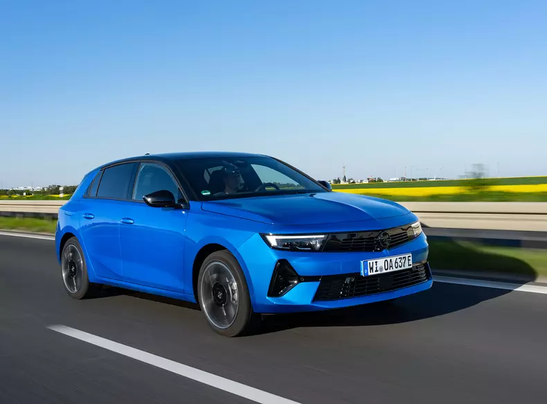 OpelCEOFlorianHuettlAnnouncesMilestonesin2024_522098